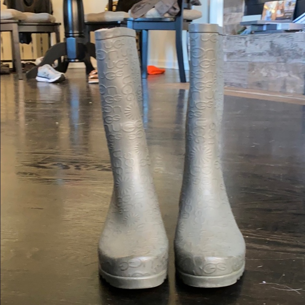 Ugg Rubber rain boots